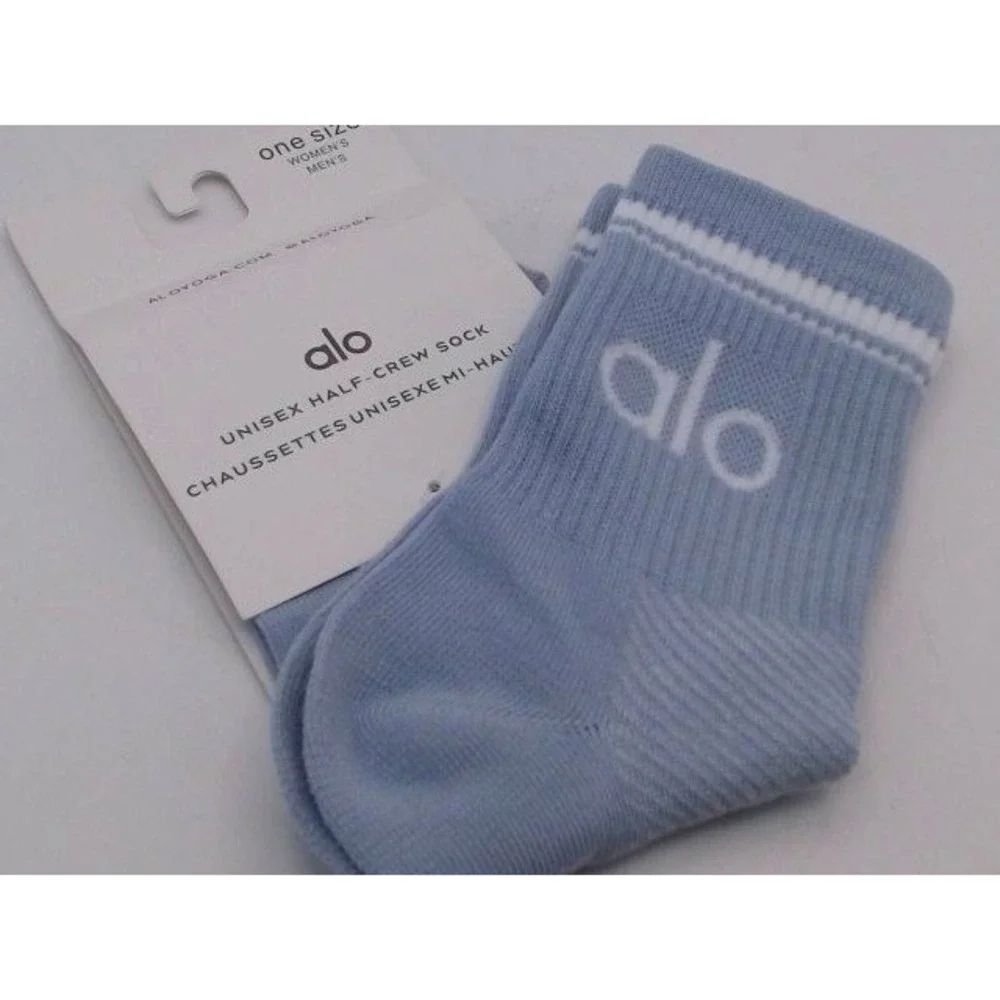 Alo - Unisex Half Crew Socks, One Size, Blue, BRAND NEW WITH TAGS